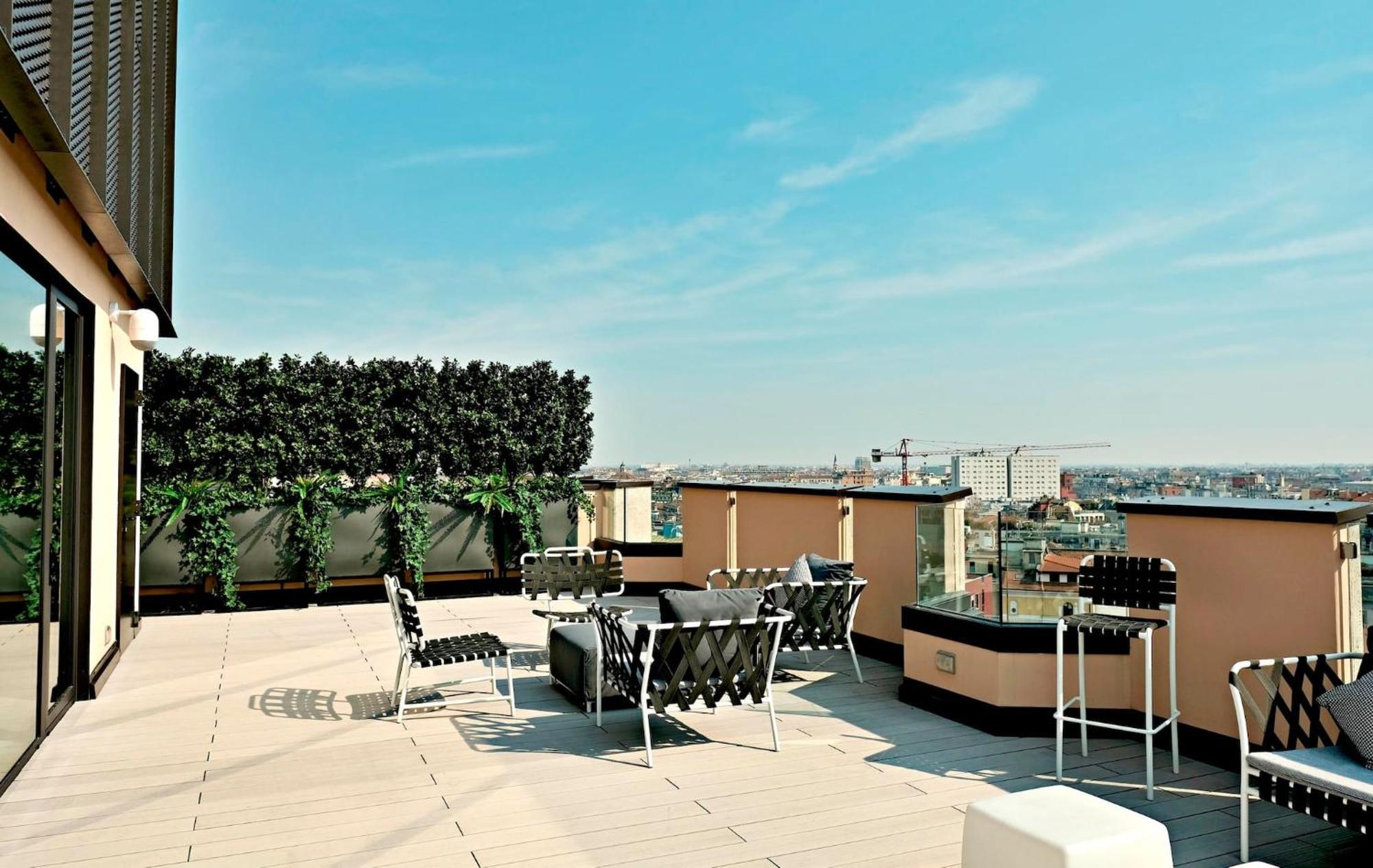San Babila Central Tower With Panoramic Terrace Overlooking Duomo By Rentopolis Mediolan Zewnętrze zdjęcie