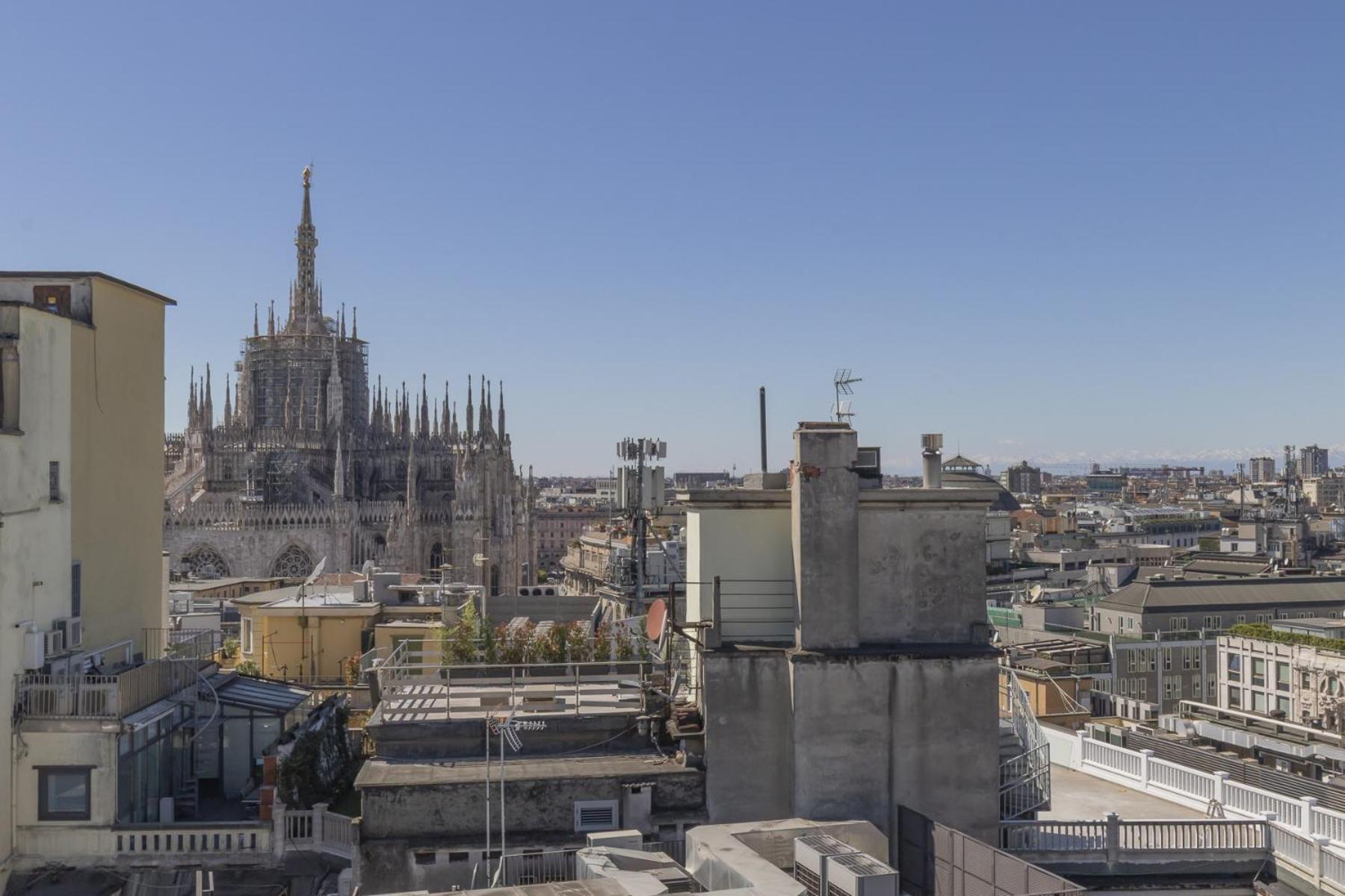 San Babila Central Tower With Panoramic Terrace Overlooking Duomo By Rentopolis Mediolan Zewnętrze zdjęcie